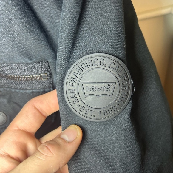 Vintage Levi's denim cargo work jacket - Picture 3 of 14